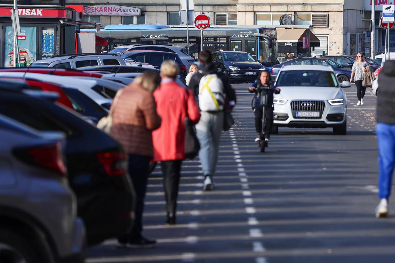 Zagreb: Park & Ride prema bolnici na Rebru jos nije zaživio