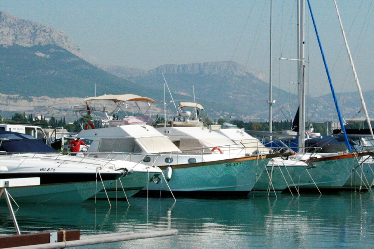 marina split