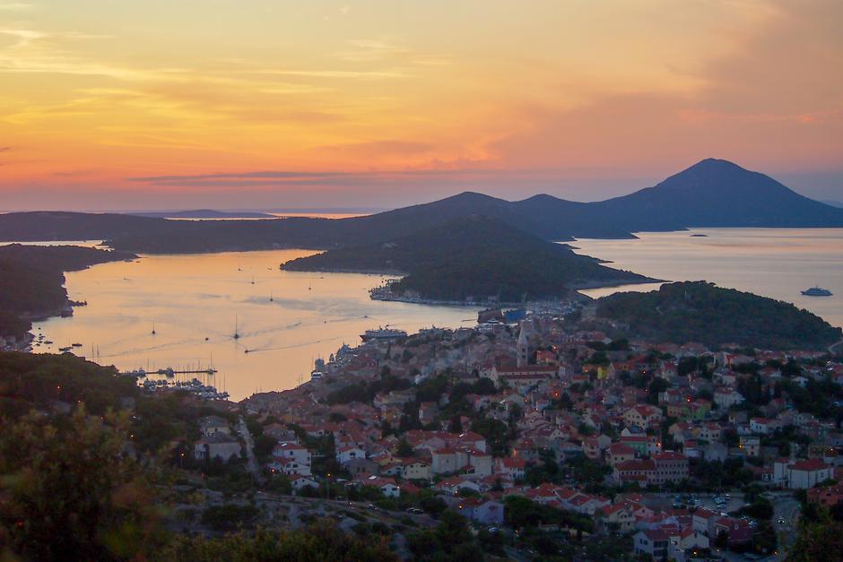 Zalazak sunca iznad Malog Lošinja