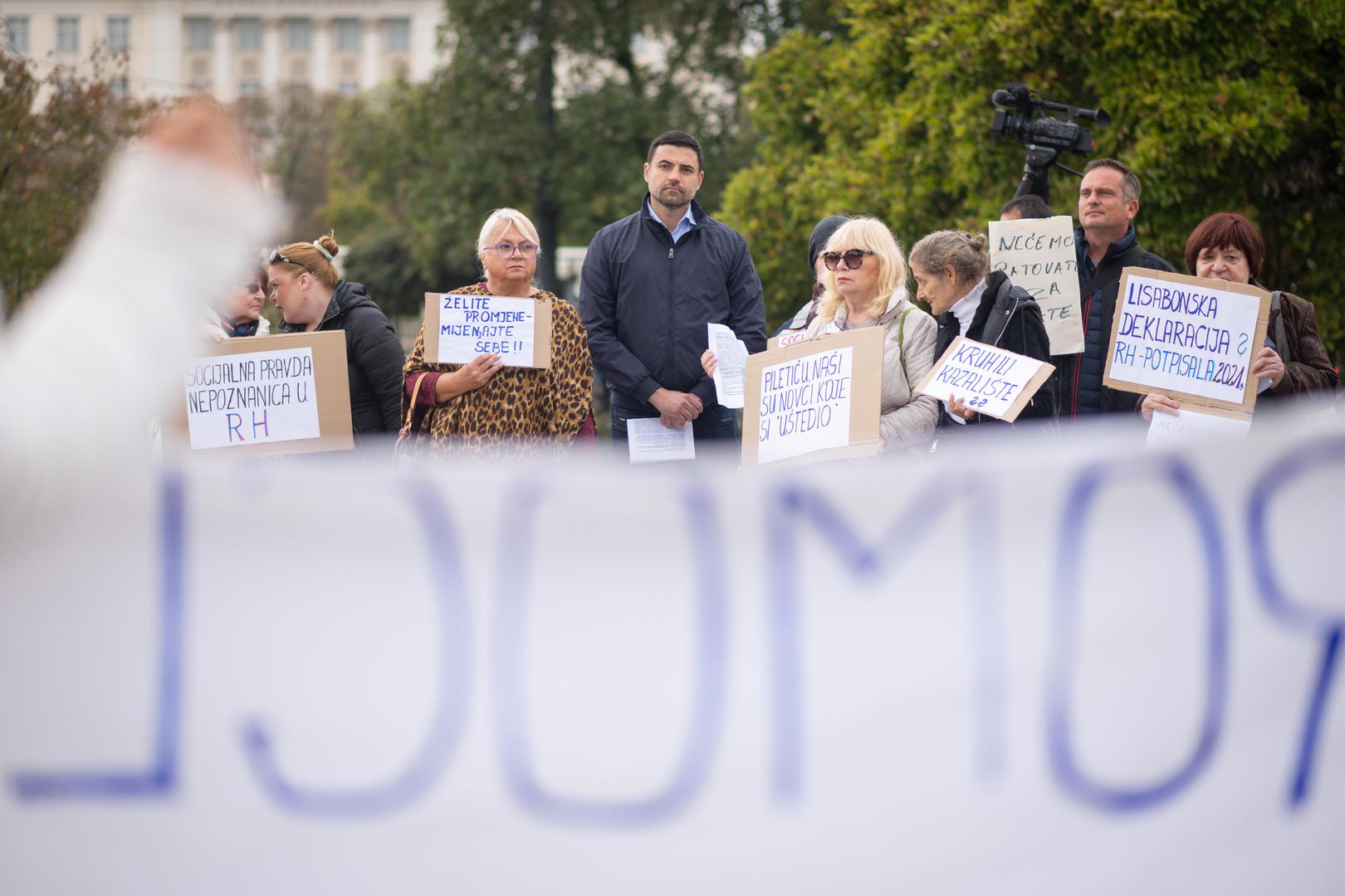 Na inicijativu Ujedinjenih naroda, na današnji se dan, 17. listopada, održava Međunarodni dan protiv siromaštva i socijalne isključivosti, a cilj je da se podigne svijest o siromaštvu i marginaliziranosti velikog broja ljudi