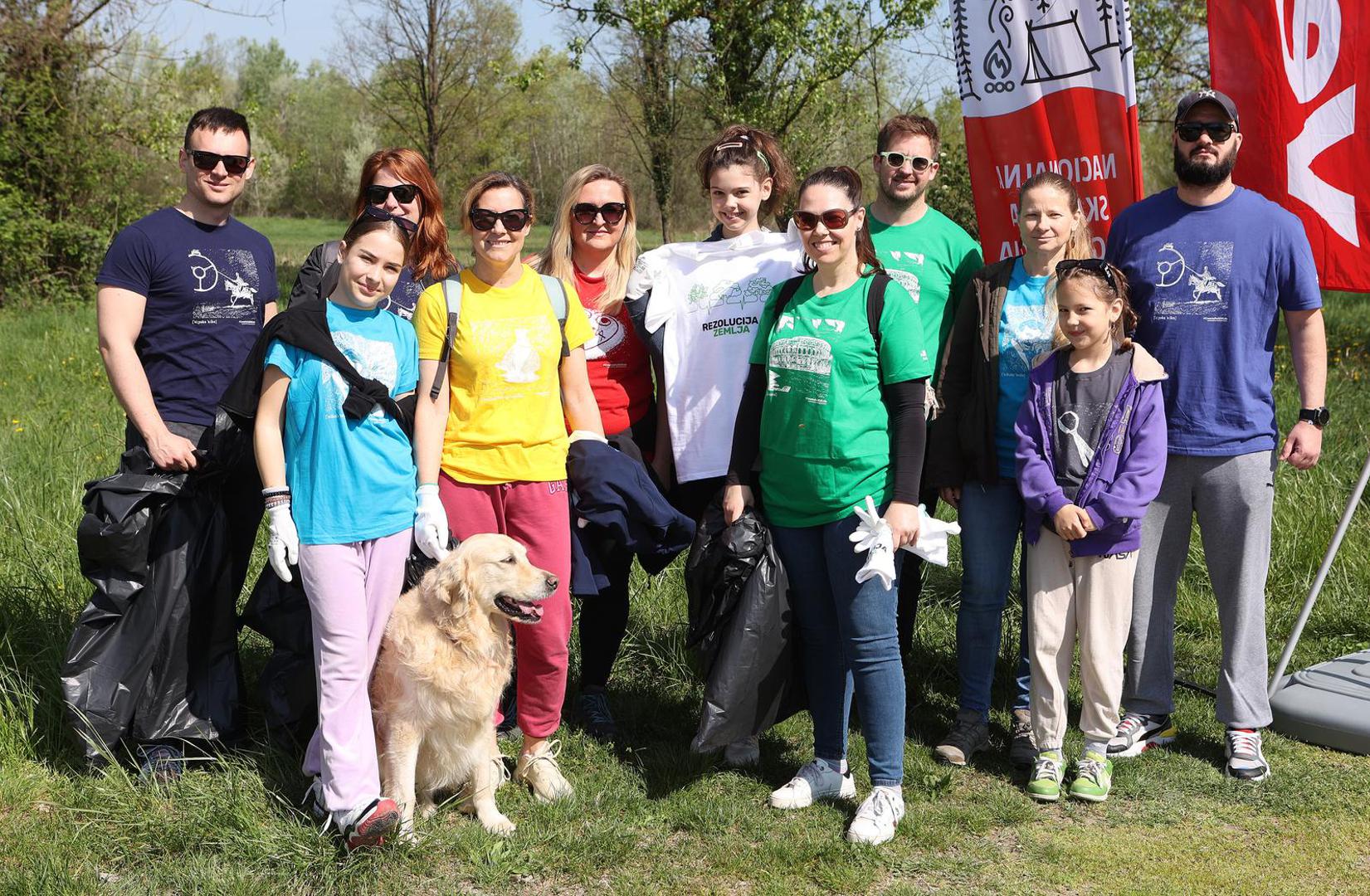 22.04.2023., Samobor, Oresje - Akcija Vecernjeg lista Rezolucija zemlja. Centralni dogadjaj akcije na dan planeta Zemlje ciscenje oko jezera Oresje. Photo: Marko Prpic/PIXSELL