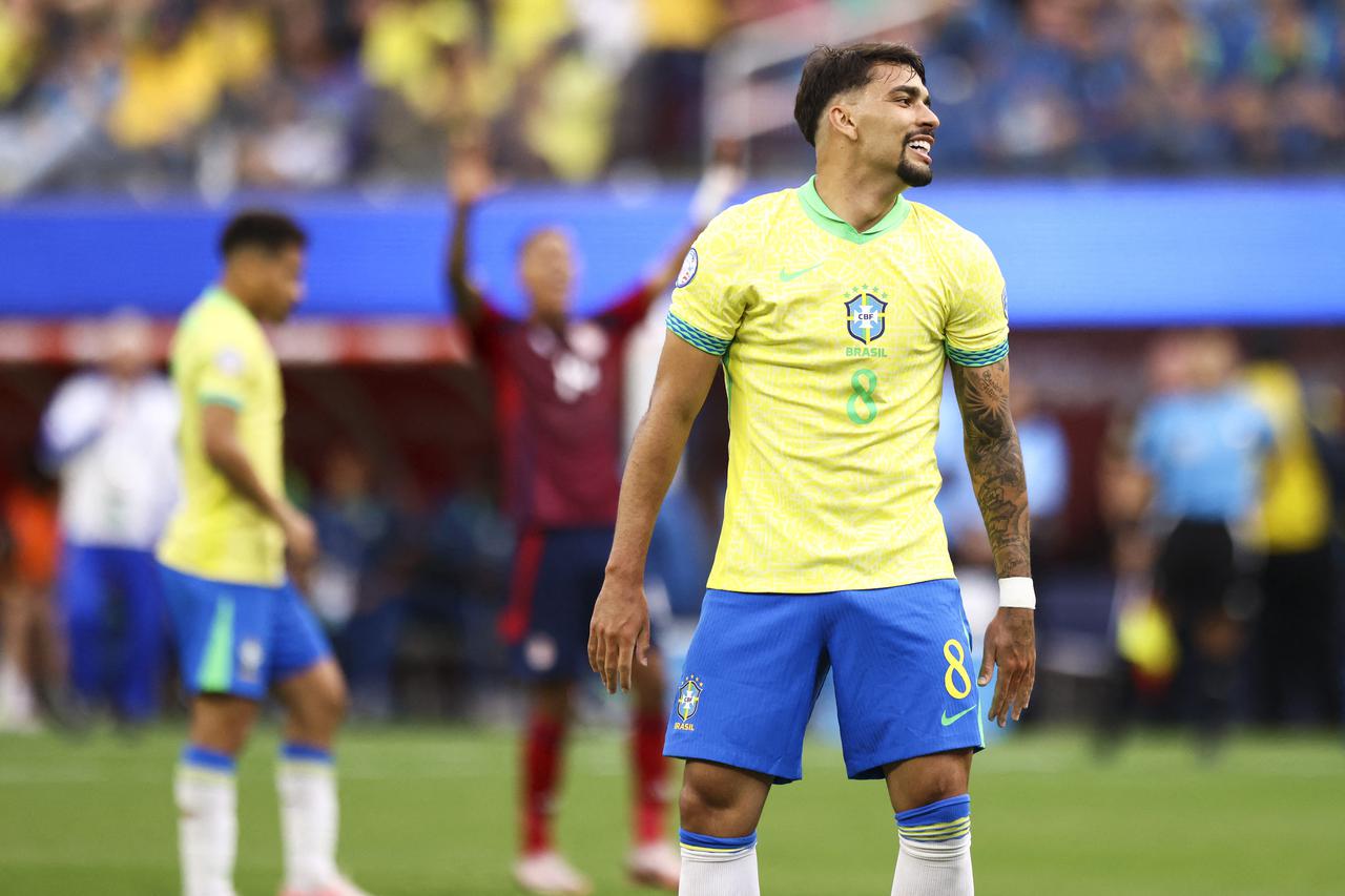 Soccer: Copa America-Brazil vs Costa Rica