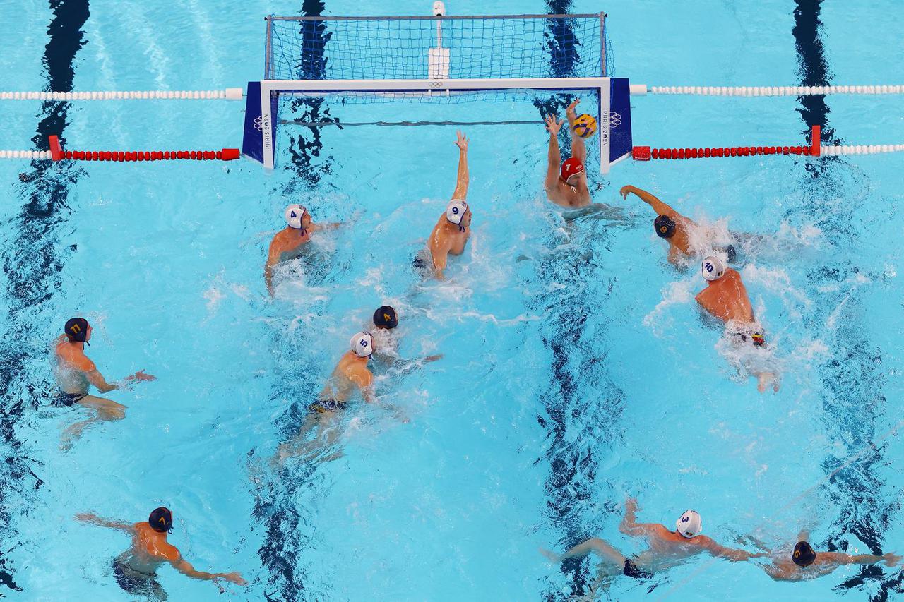 Water Polo - Men's Preliminary Round - Group A - Romania vs Montenegro