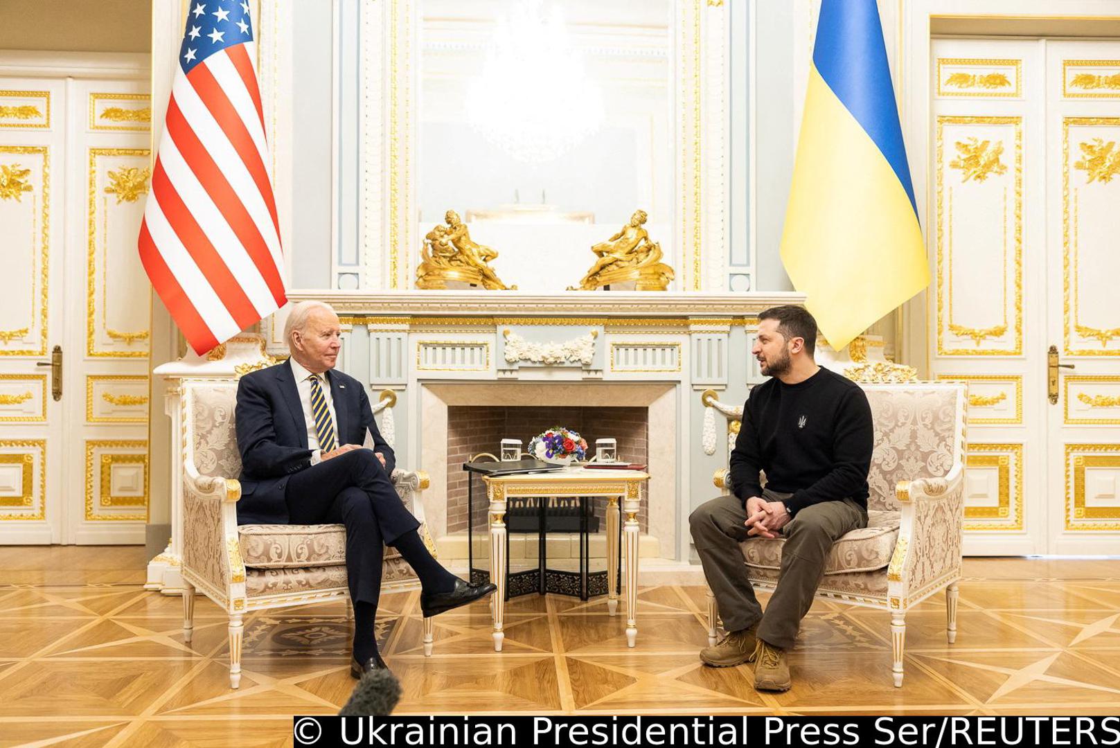 Ukraine's President Volodymyr Zelenskiy and U.S. President Joe Biden attend a meeting, amid Russia's attack on Ukraine, in Kyiv, Ukraine February 20, 2023. Ukrainian Presidential Press Service/Handout via REUTERS ATTENTION EDITORS - THIS IMAGE HAS BEEN SUPPLIED BY A THIRD PARTY. Photo: Ukrainian Presidential Press Ser/REUTERS