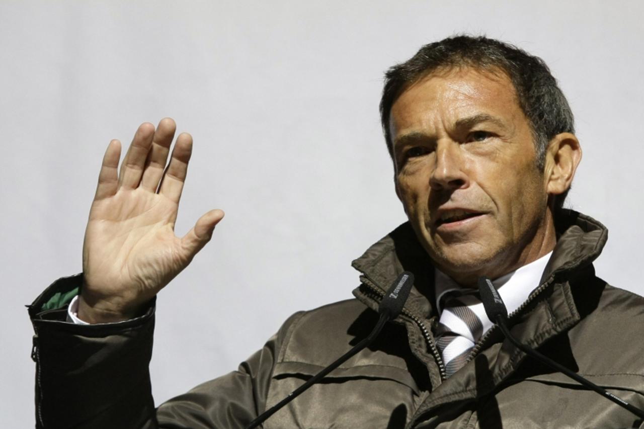 'The leader of Austria\'s Buendnis Zukunft Oesterreich (BZOe) party (Alliance for Austria\'s future) Joerg Haider delivers a speech during an election rally in Vienna in this September 22, 2008 file p