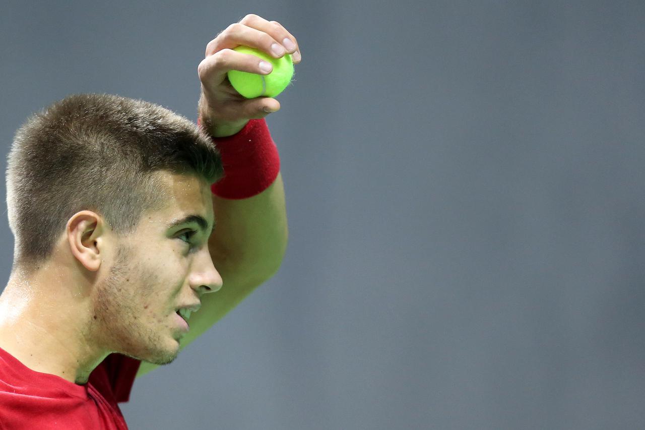 06.03.2015., Kraljevo - Sportski centar Kraljevo, prvo kolo Davis cup, Srbija - Hrvatska. Viktor Troicki, Borna Coric. Photo: Slavko Midzor/PIXSELL