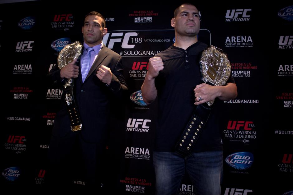 Mexico City: UFC borci Werdum i Velasquez najavili borbu 