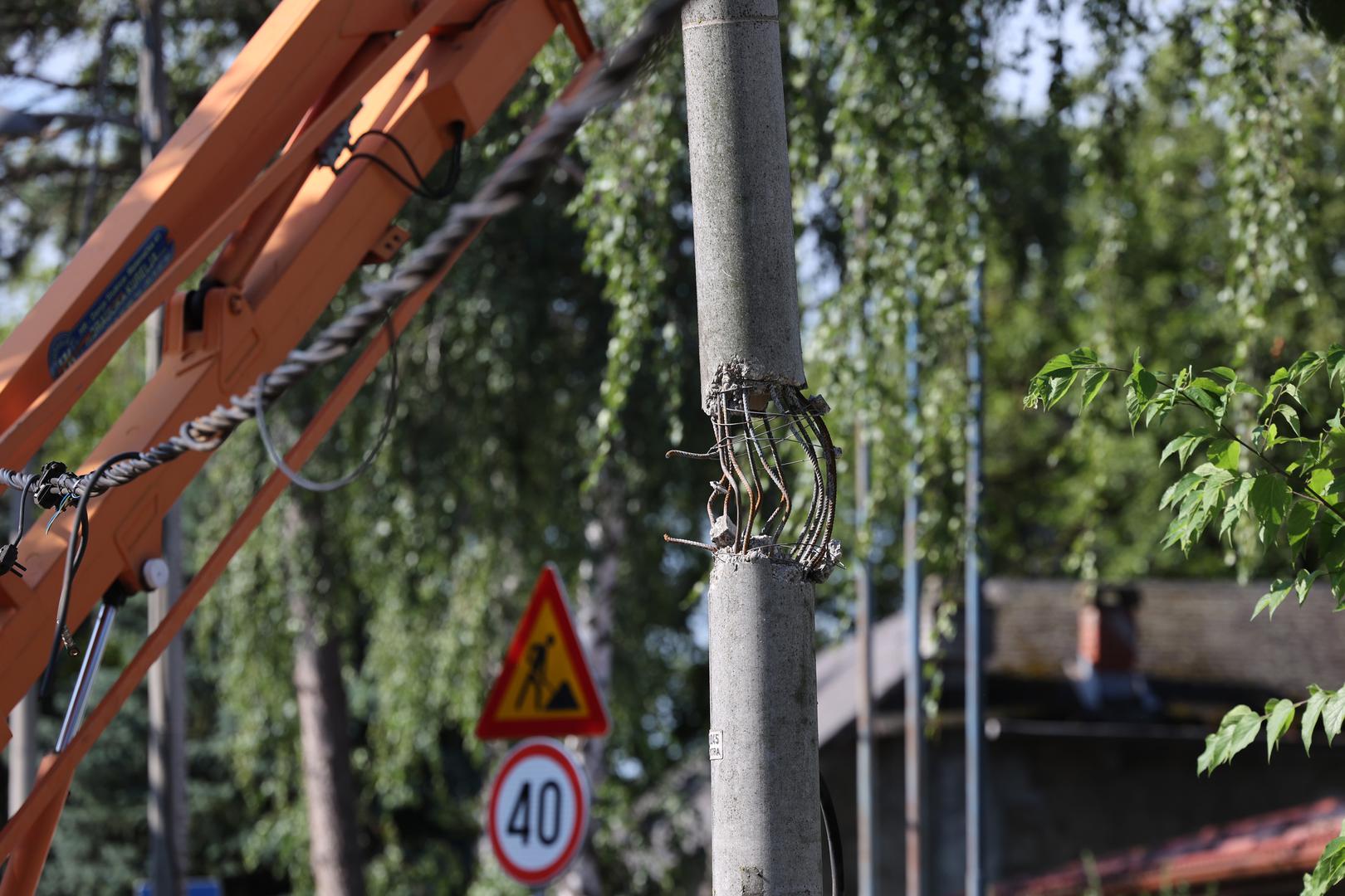 20.07.2023. Zagreb - Uklanjanje posljedica jucerasnjeg nevremena na Trnjanskoj cesti  Photo: Marko Prpic/PIXSELL