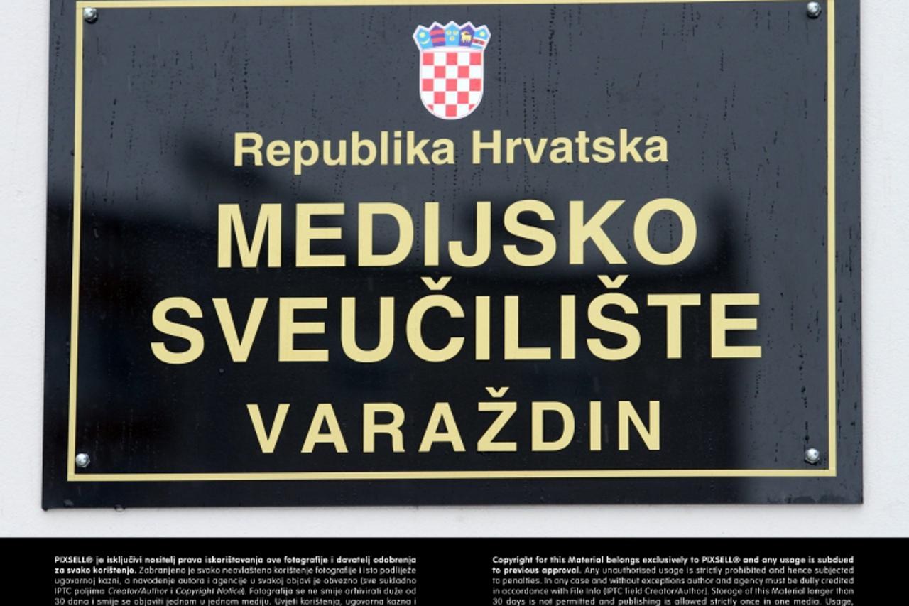 '21.01.2013., Varazdin - Na zgradi Varazdinskog sveucilista postavljena je ploca Medijsko sveuciliste u Varazdinu. Photo: Marko Jurinec/PIXSELL'