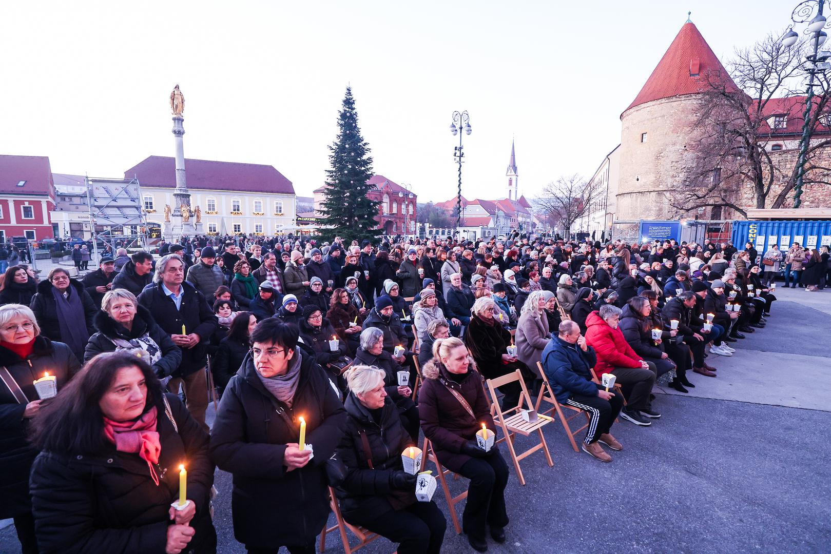 Svečanost je započela u 17 sati, kada su se vjernici okupili pred zagrebačkom prvostolnicom. Misno slavlje predvodio je zagrebački nadbiskup Dražen Kutleša. 