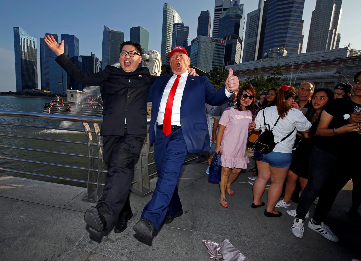 Dvojnici Kim Jong-una i Donalda Trumpa još su prošli tjedan stigli u Singapur gdje su uveseljavali prolaznike