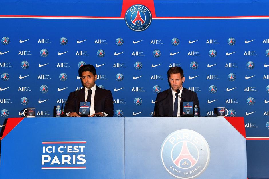 Conférence de presse de Lionel Messi à l'auditorium du Parc des Princes à Paris