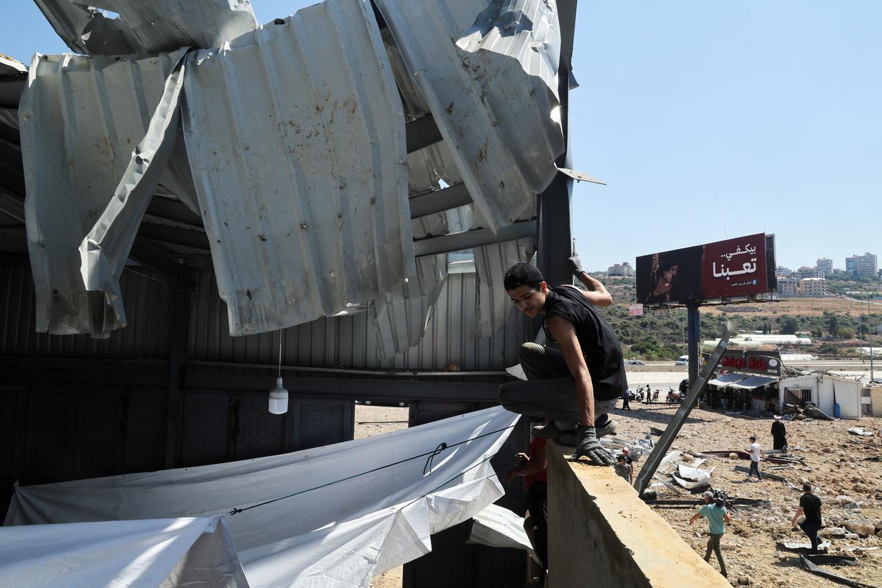 Aftermath of an Israeli strike in Jiyyeh