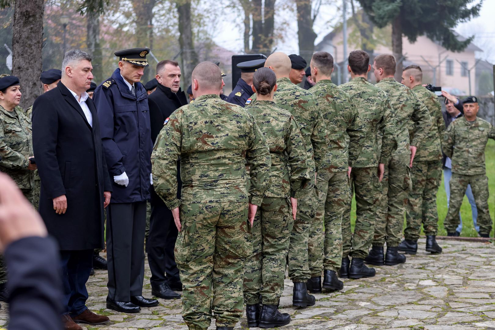 08.11.2024., Gospic - Predsjednik Republike i vrhovni zapovjednik Oruzanih snaga Republike Hrvatske Zoran Milanovic sudjelovao je na obiljezavanju 32. obljetnice ustrojavanja 9. gardijske brigade „Vukovi“ i Dana Motorizirane bojne „Vukovi“ Gardijske mehanizirane brigade Photo: Sime Zelic/PIXSELL