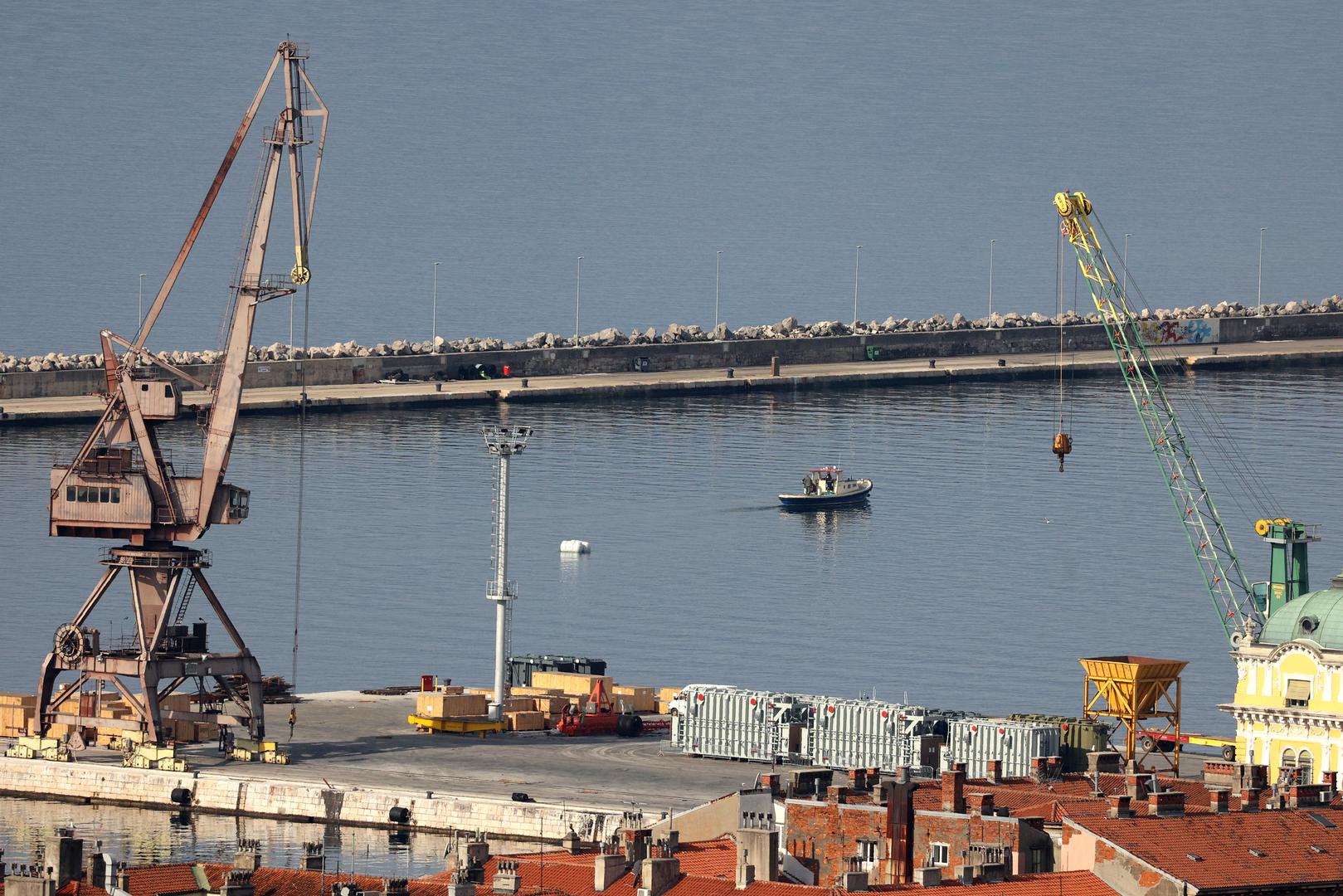 19.3.2023. Rijeka - Operacija izmjestanja mine zaostale iz Drugog svjetskog rata u Rijeckoj Luci.  Photo: Nel Pavletic/PIXSELL