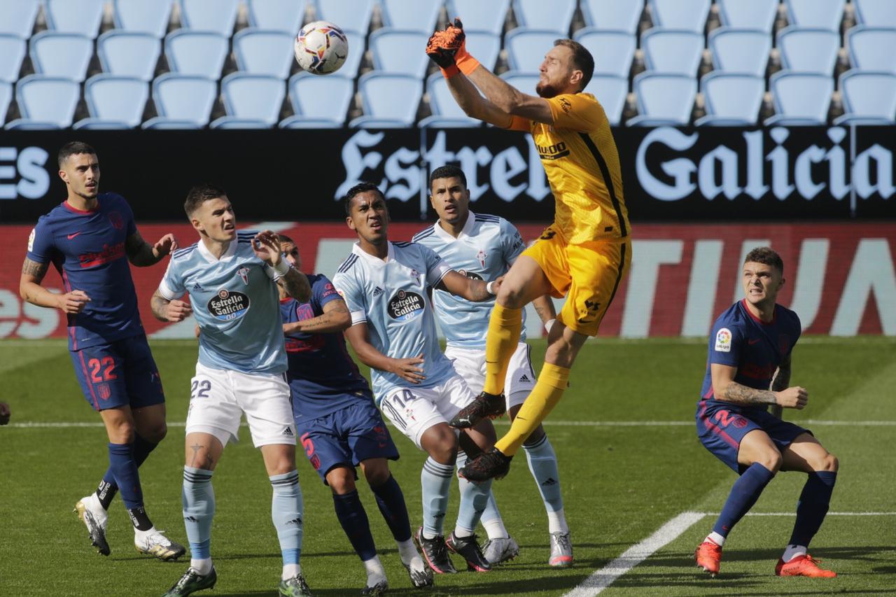 La Liga Santander - Celta Vigo v Atletico Madrid