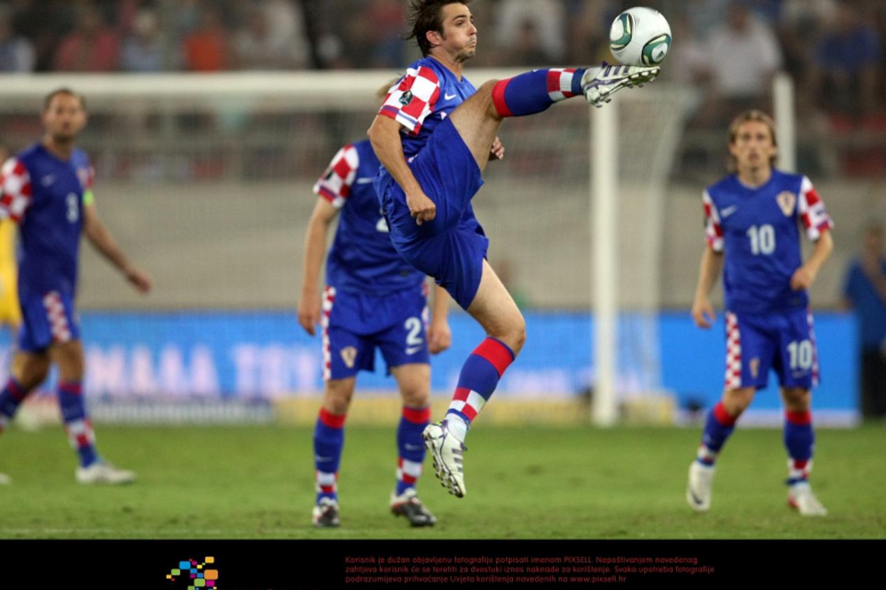 \'07.10.2011., Grcka, Pirei - Stadion Georgios Karaiskakis. Kvalifikacije za Europsko prvenstvo u nogometu 2012 u Ukrajini i Poljskoj. Hrvatska - Grcka. Niko Kranjcar. Photo: Sanjin Strukic/PIXSELL\'