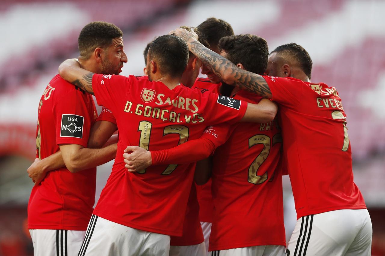 Primeira Liga - Benfica v Maritimo