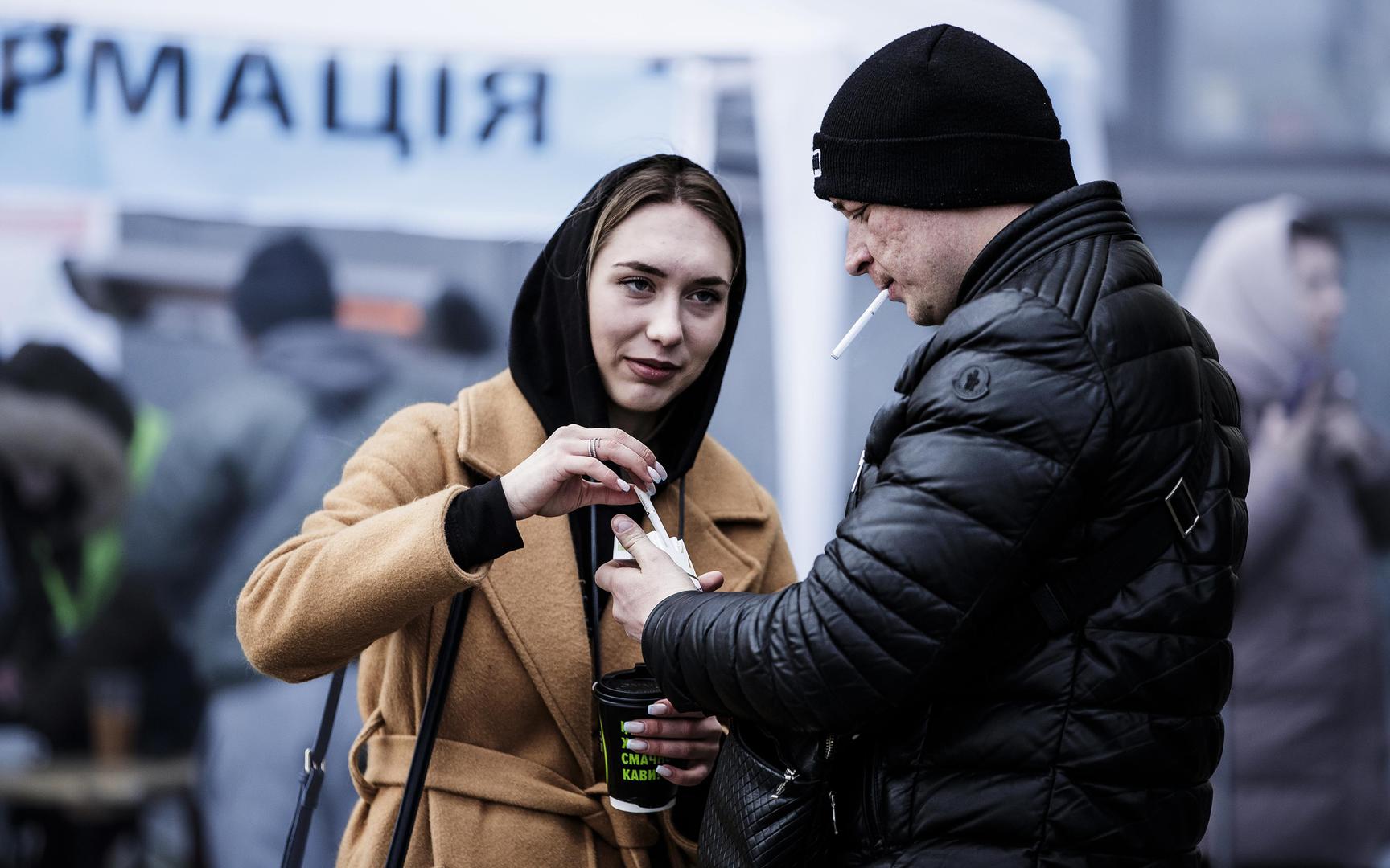 10.03.2022., Lavov, Ukrajina - Na glavnom zeljeznickom kolodvoru u Lvivu jos uvijek se nalazi veliki broj ljudi koji na velikoj hladnoci ceka svoju priliku za bijeg iz Ukrajine.
 Photo: Milan Sabic/PIXSELL