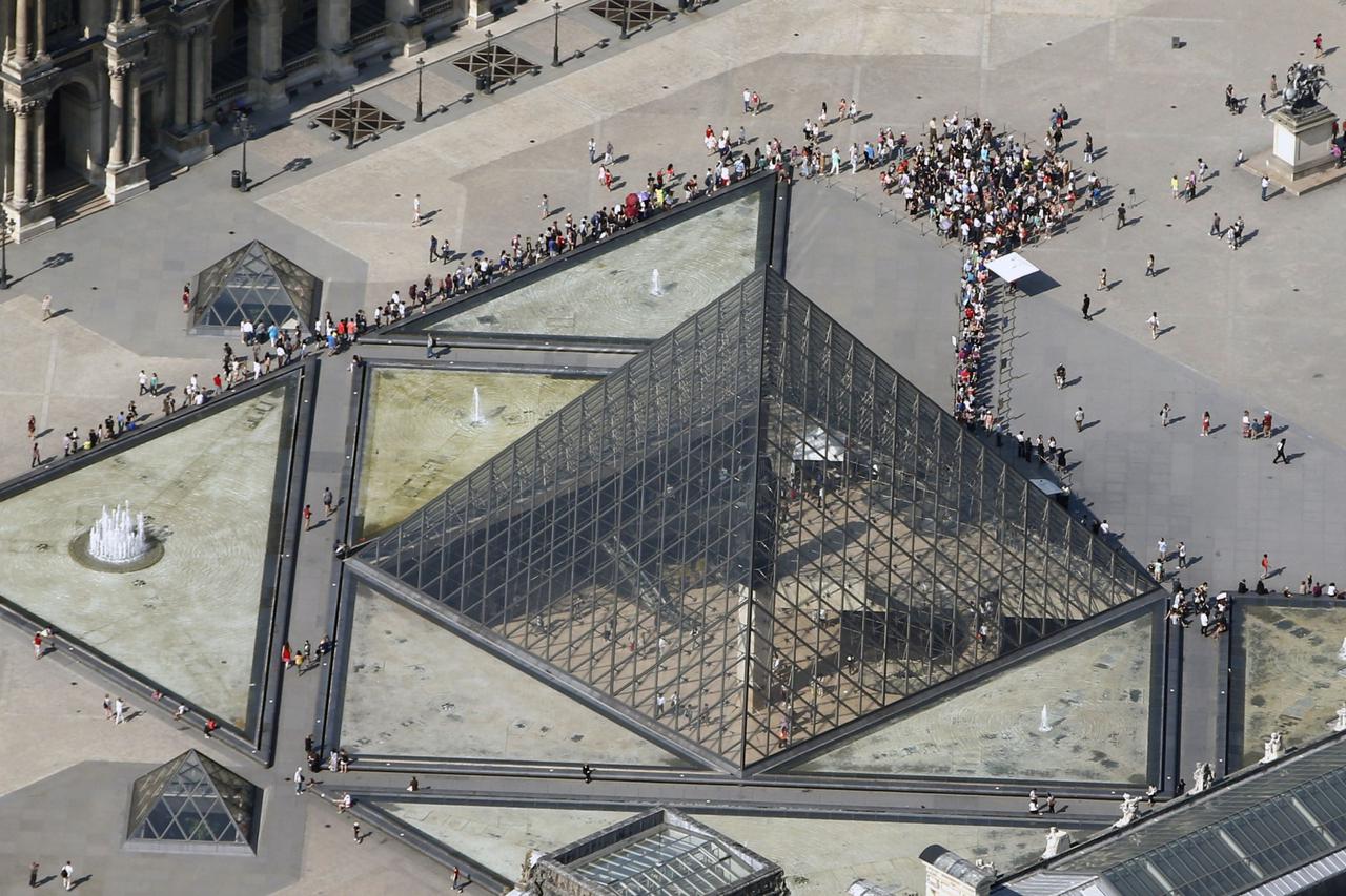 Louvre