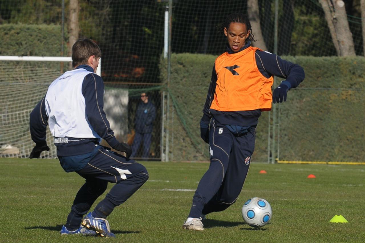 'sport...medjugorje...20.01.2010...dinamo na pripremama u hercegovini, sport centar medjugorje, circle international, trening...carlos Photo:Zoran Grizelj /Vecernji list VLM/PIXSELL'