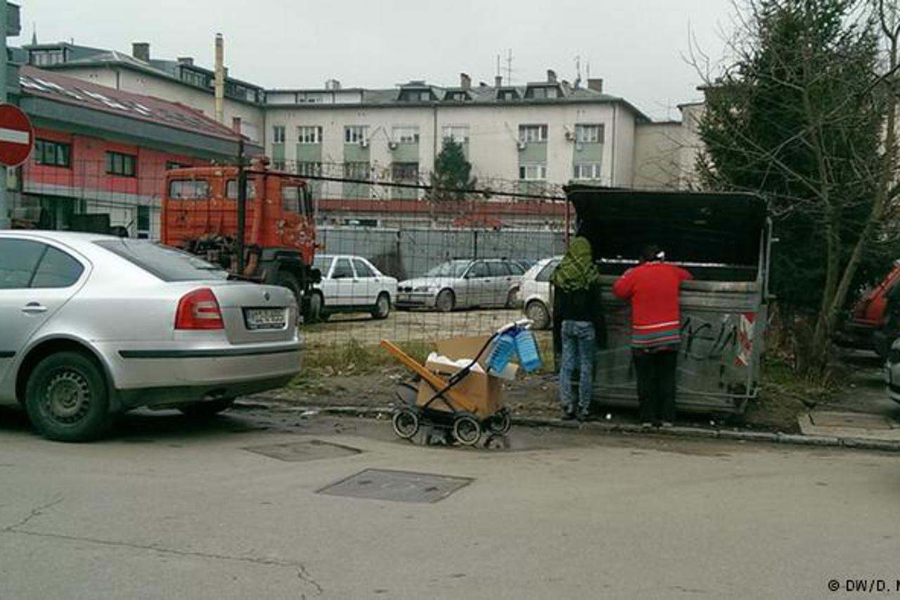 Kopanje po smeću u BiH