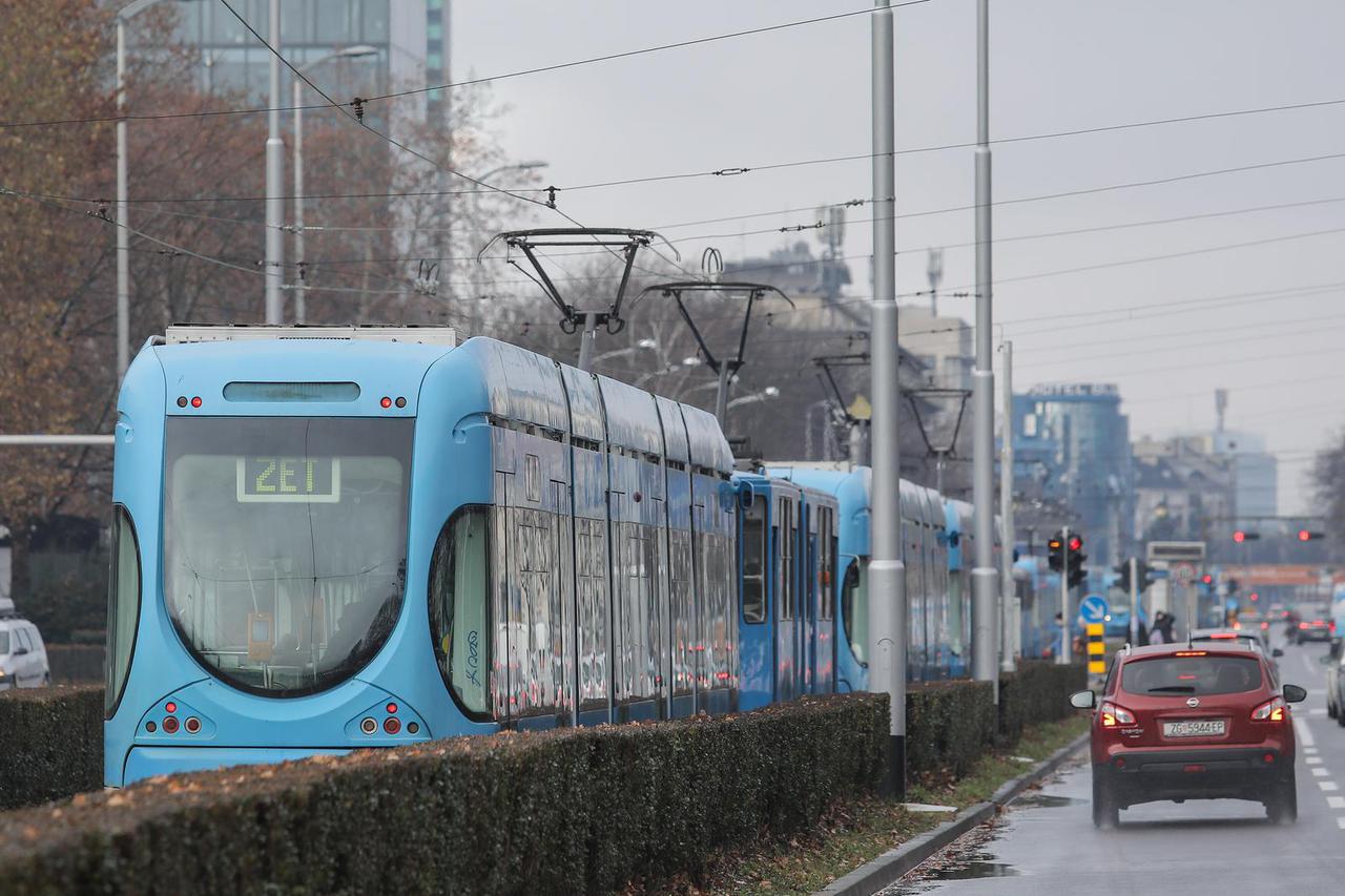 Zagreb: Zastoj tramvaja u Ulici grada Vukovara