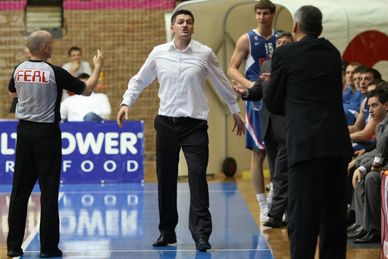 '18.05.2011., Zagreb - Kosarkaska utakmica izmedju KK Cedevite i KK Cibone odigrana je u dvorani Sutinska Vrela. Trener Cibone Josip Vrankovic . Photo: Jurica Galoic/PIXSELL'