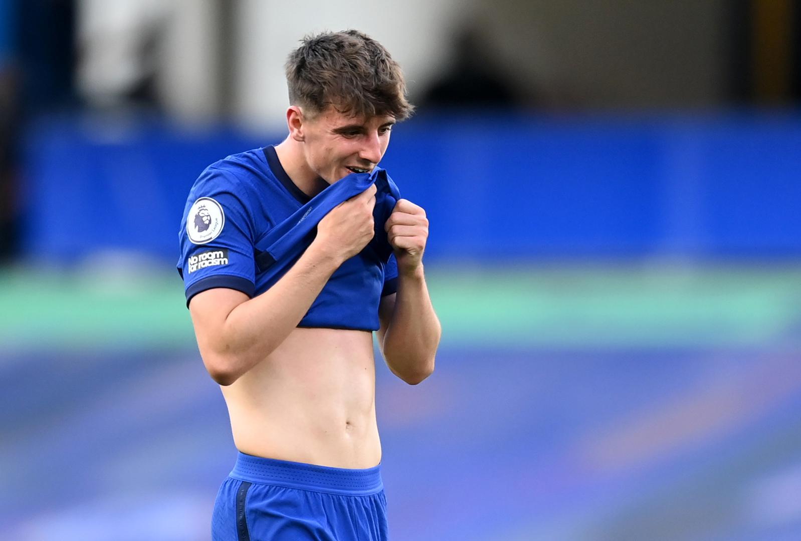 Premier League - Chelsea v Liverpool Soccer Football - Premier League - Chelsea v Liverpool - Stamford Bridge, London, Britain - September 20, 2020 Chelsea's Mason Mount looks dejected Pool via REUTERS/Michael Regan EDITORIAL USE ONLY. No use with unauthorized audio, video, data, fixture lists, club/league logos or 'live' services. Online in-match use limited to 75 images, no video emulation. No use in betting, games or single club/league/player publications.  Please contact your account representative for further details. MICHAEL REGAN