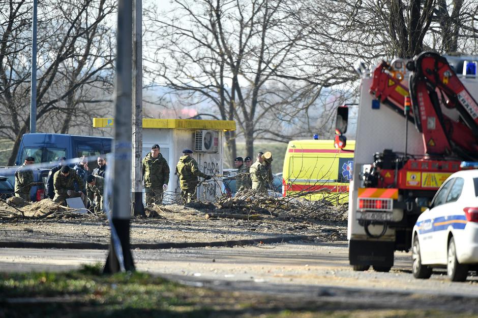 Zagreb: Počele pripreme za izvlačenje bespilotne letjelice