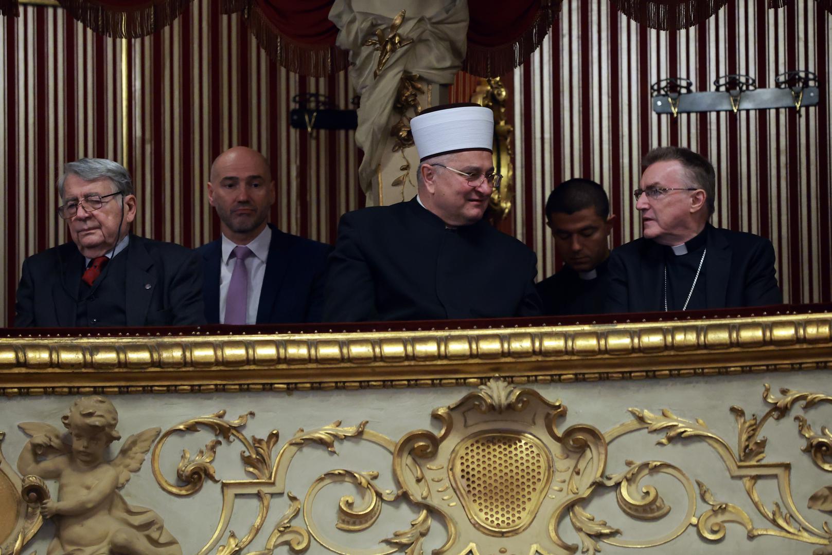 18.10.2022. Zagreb - Svecana inauguracija rektora Sveucilista u Zagrebu Stjepana Lakusica. Muftija Aziz ef. Hasanovic i kardinal Josip Bozanic
 Photo: Sanjin Strukic/PIXSELL