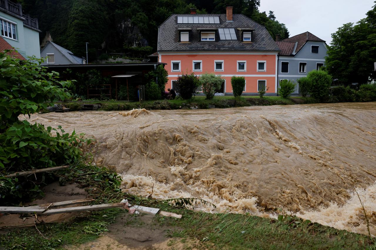 Heavy rain causes great damage in Austria