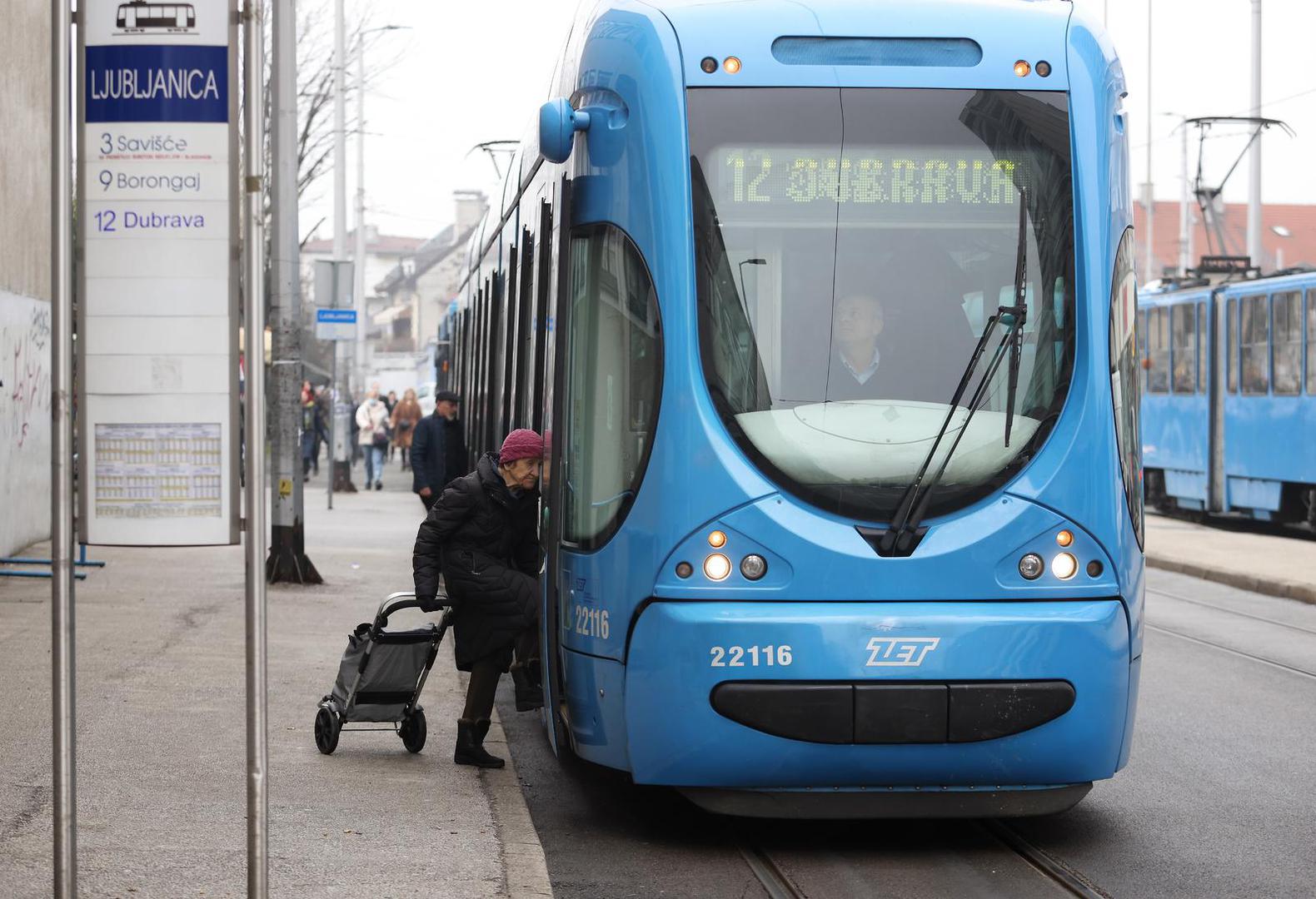 03.03..2023. Zagreb- JUrad za izgubljene stvari u tramvajima i autobusima ZET-a na okretištu tramvaja na Ljubljanici.
 Photo: Boris Scitar/PIXSELL