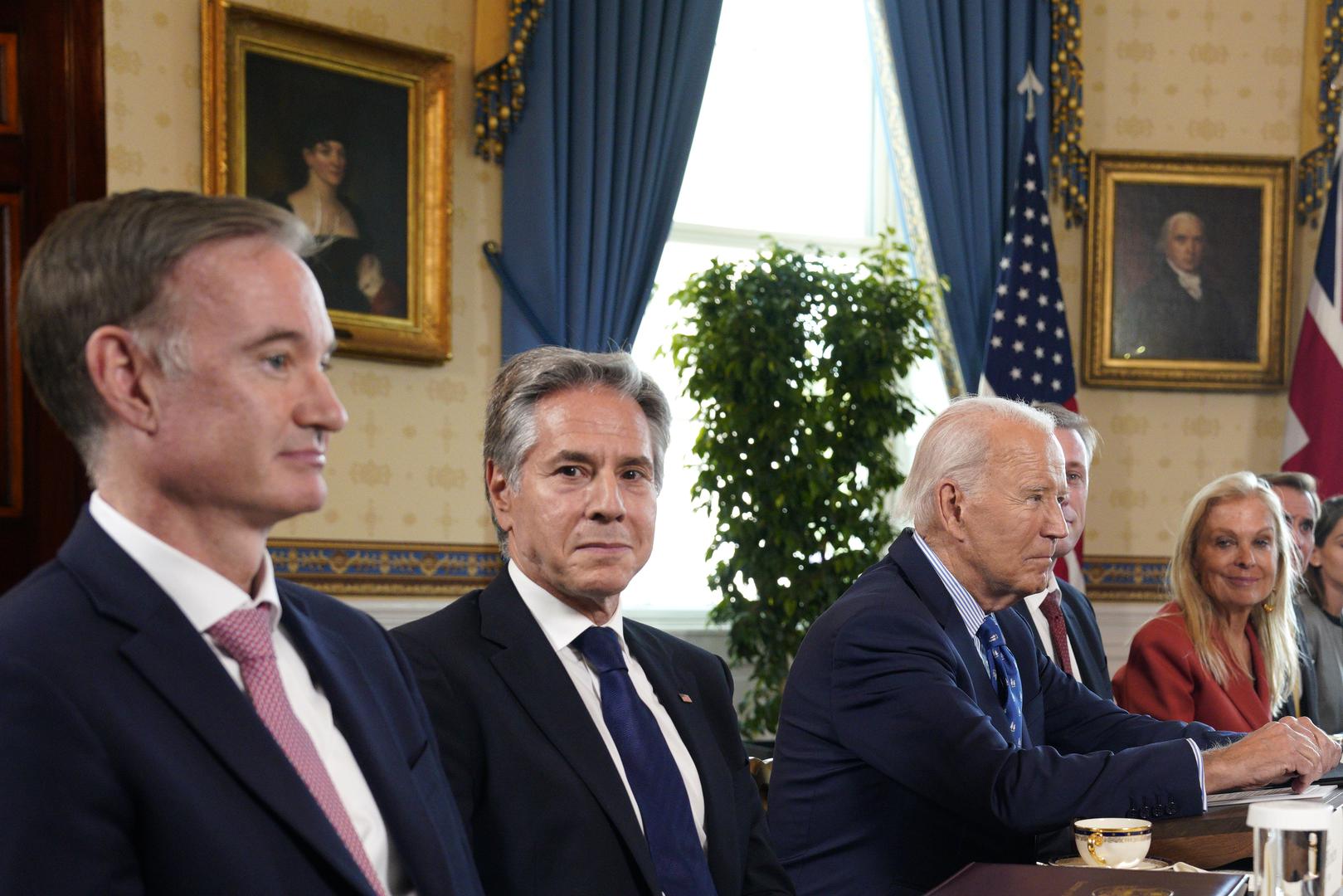 US Secretary of State Antony Blinken sits next to President Joe Biden during a meeting with British Prime Minister Keir Starmer in the Blue Room  at the White House in Washington on Friday, September 13, 2024.           Photo by Yuri Gripas/UPI Photo via Newscom Photo: Yuri Gripas/NEWSCOM