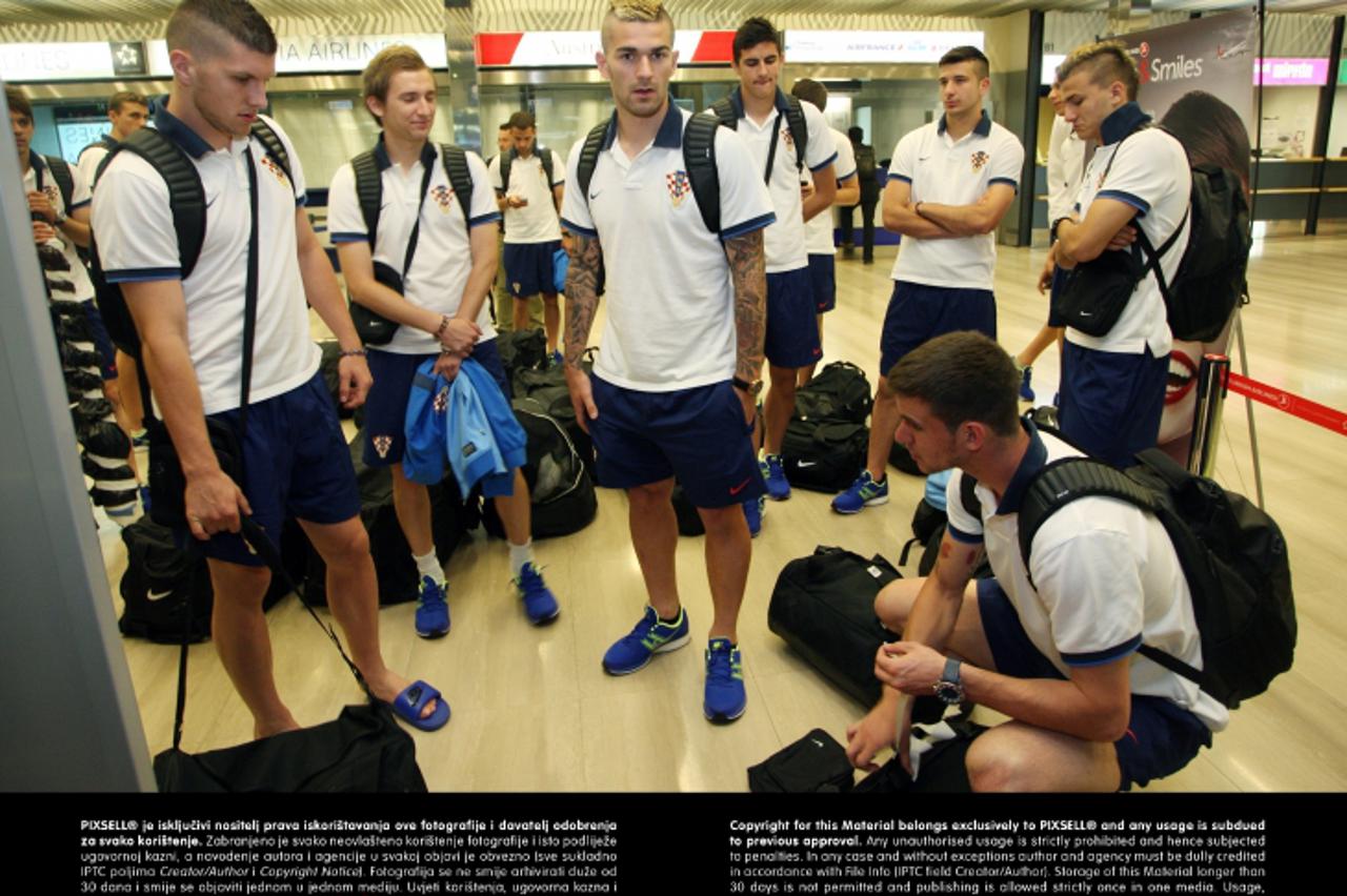 '15.06.2013., Zagreb - Hrvatska nogometna U-20 reprezentacija otputovala na svjetsko prvenstvo u Tursku. Marko Livaja.  Photo: Goran Jakus/PIXSELL'