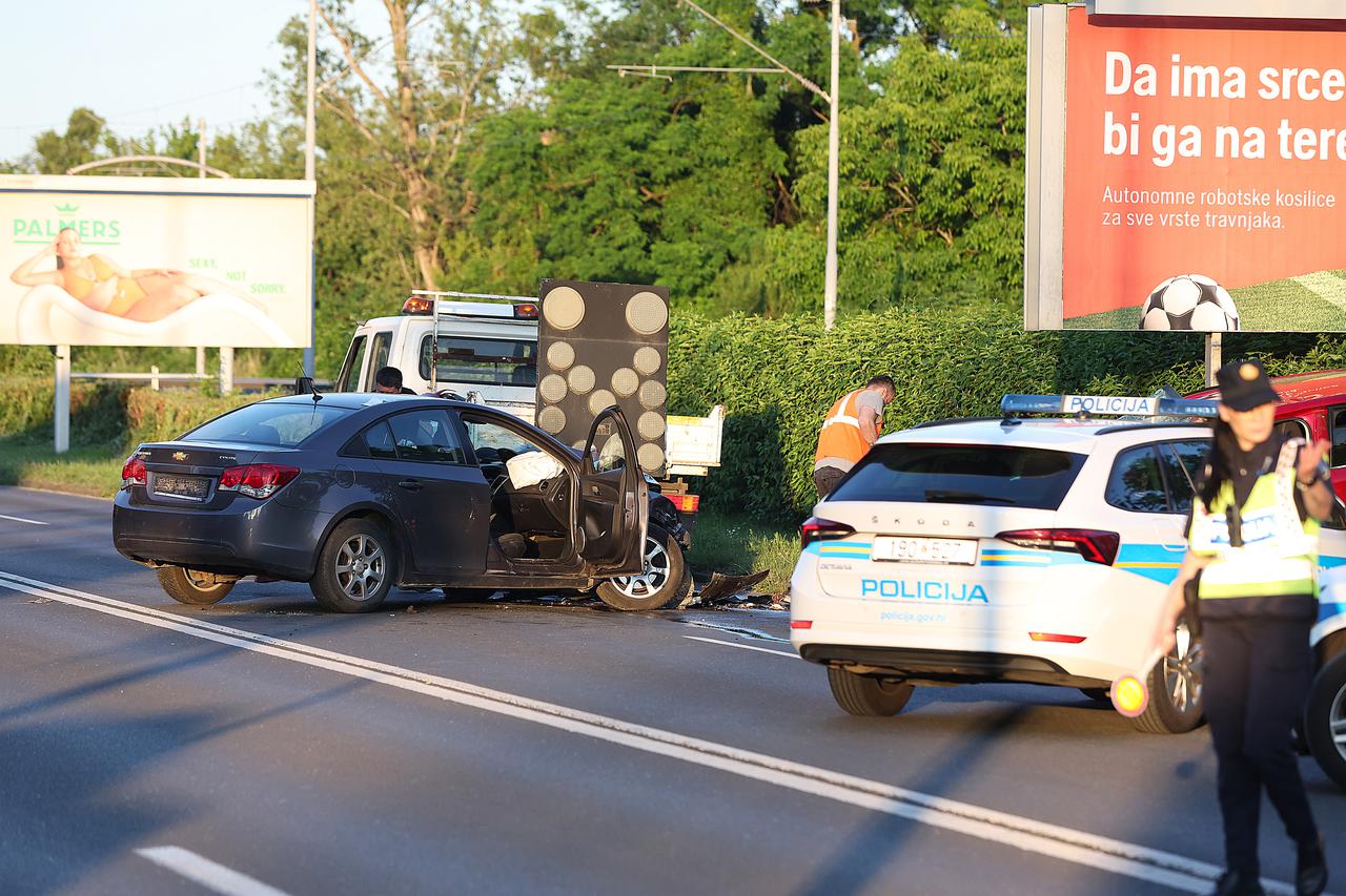 Šibenik: Prometna nesre?a na Jadranskoj magistrali u kojoj su sudjelovali motor i automobil