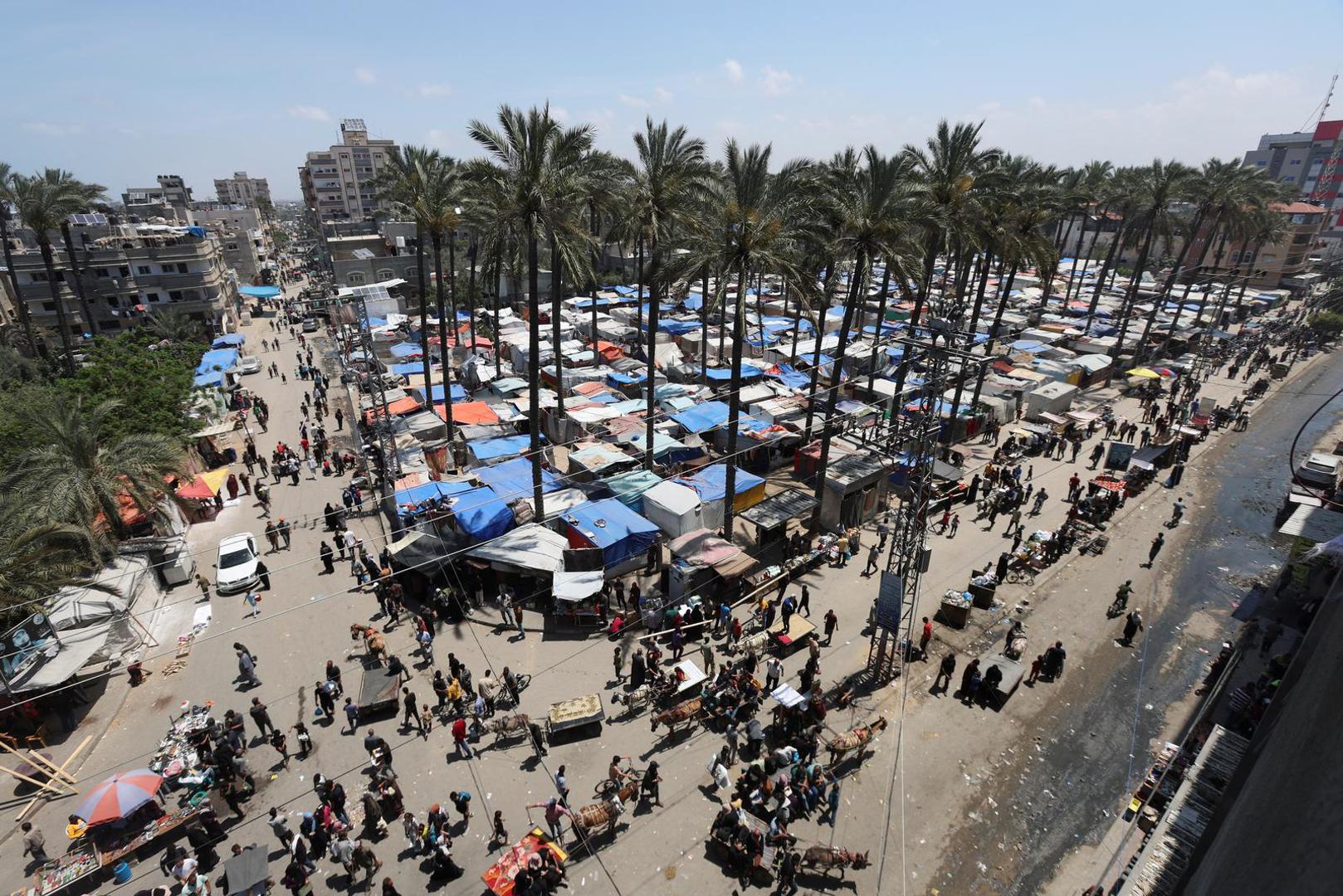 Palestinians, including displaced, cram into Deir Al-Balah as people continue to flee Rafah due to an Israeli ground operation, in the central Gaza Strip May 12, 2024. REUTERS/Ramadan Abed Photo: Ramadan Abed/REUTERS