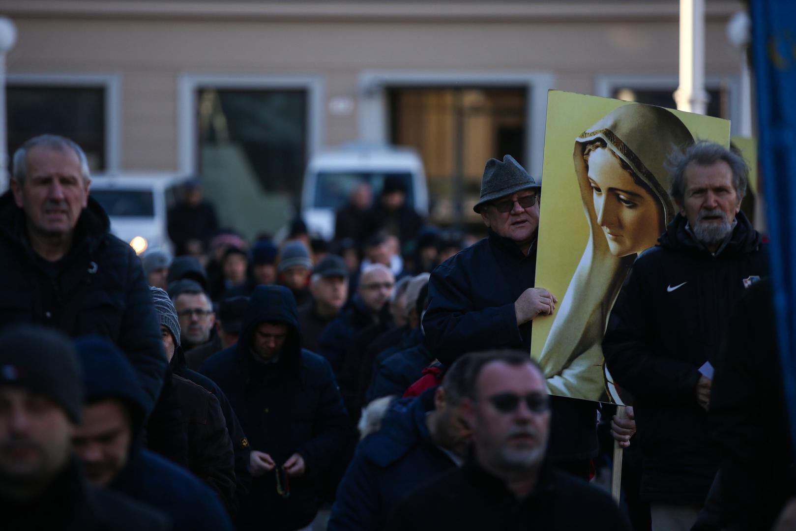 03.02.2023., Zagreb - Svake prve subote u mjesecu molitelji se vracaju  na Trg Bana Jelacica.  Photo: Zeljko Hladika/PIXSELL