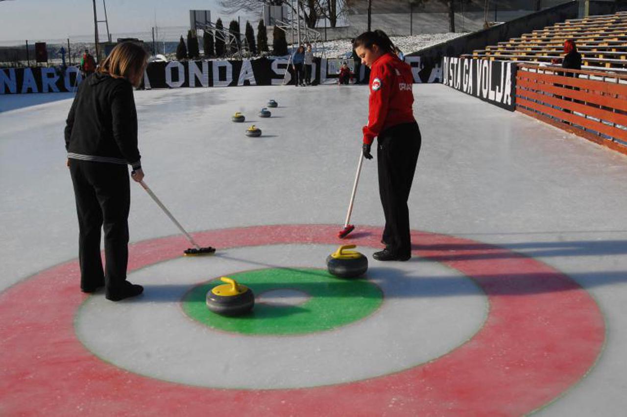 curling