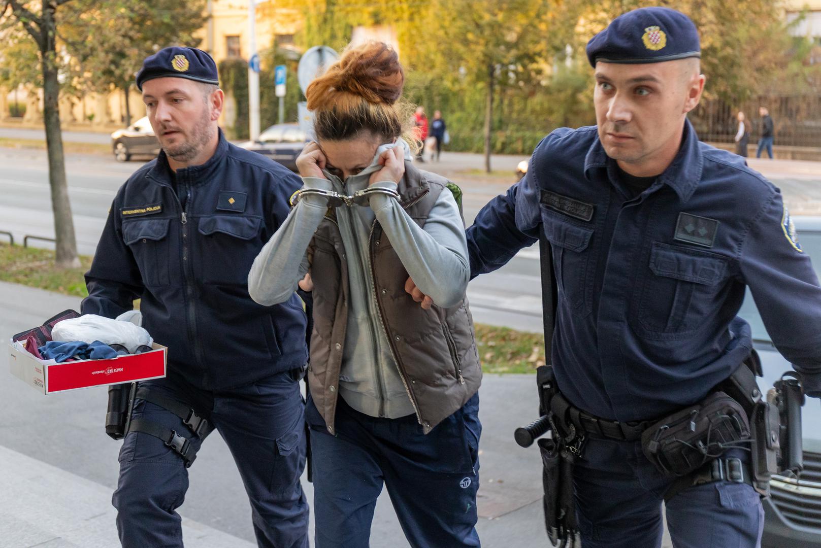 18.10.2023., Osijek - Privodjenje na Zupanijski sud troje osumnjicenih za ubojstvo, koje se dogodilo jucer u Zupanijskoj ulici. Photo: Davor Javorovic/PIXSELL