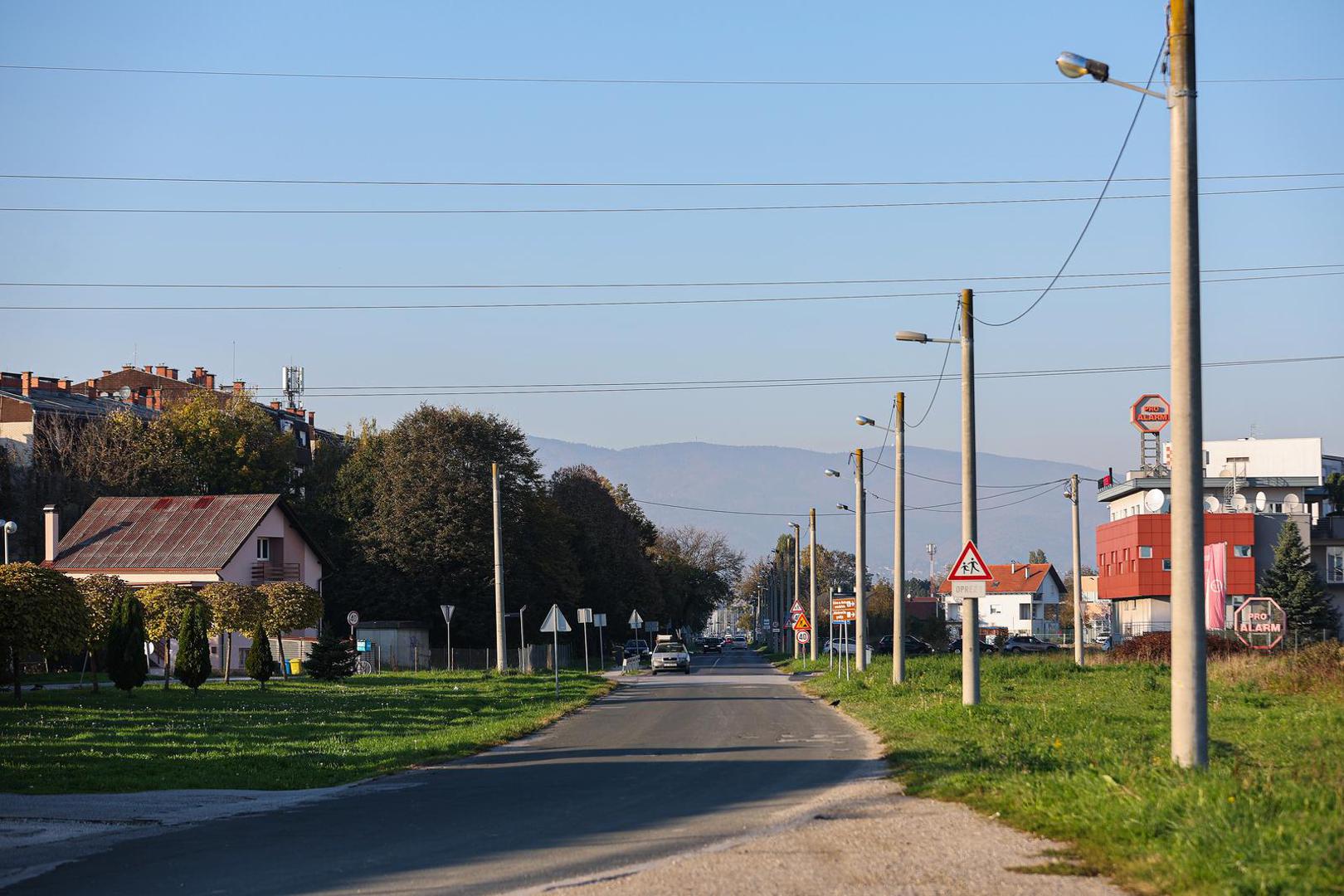 22.10.2024., Zagreb - Reportaza o prosirenju Sarajevske ulice u kojoj ce nakon radova voziti tramvaji i biti ce spojena sa Zagrebackom obilaznicom. Photo: Luka stanzl/PIXSELL