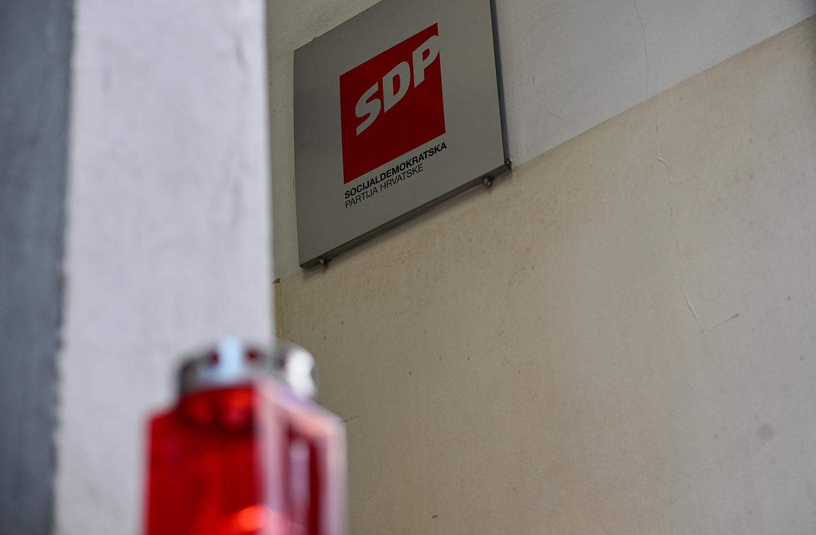 ''Srce ovog istinskog domoljuba, borca za prava žena, kucalo je za poštenu i pravednu Hrvatsku'', poručili su iz SDP-a. 