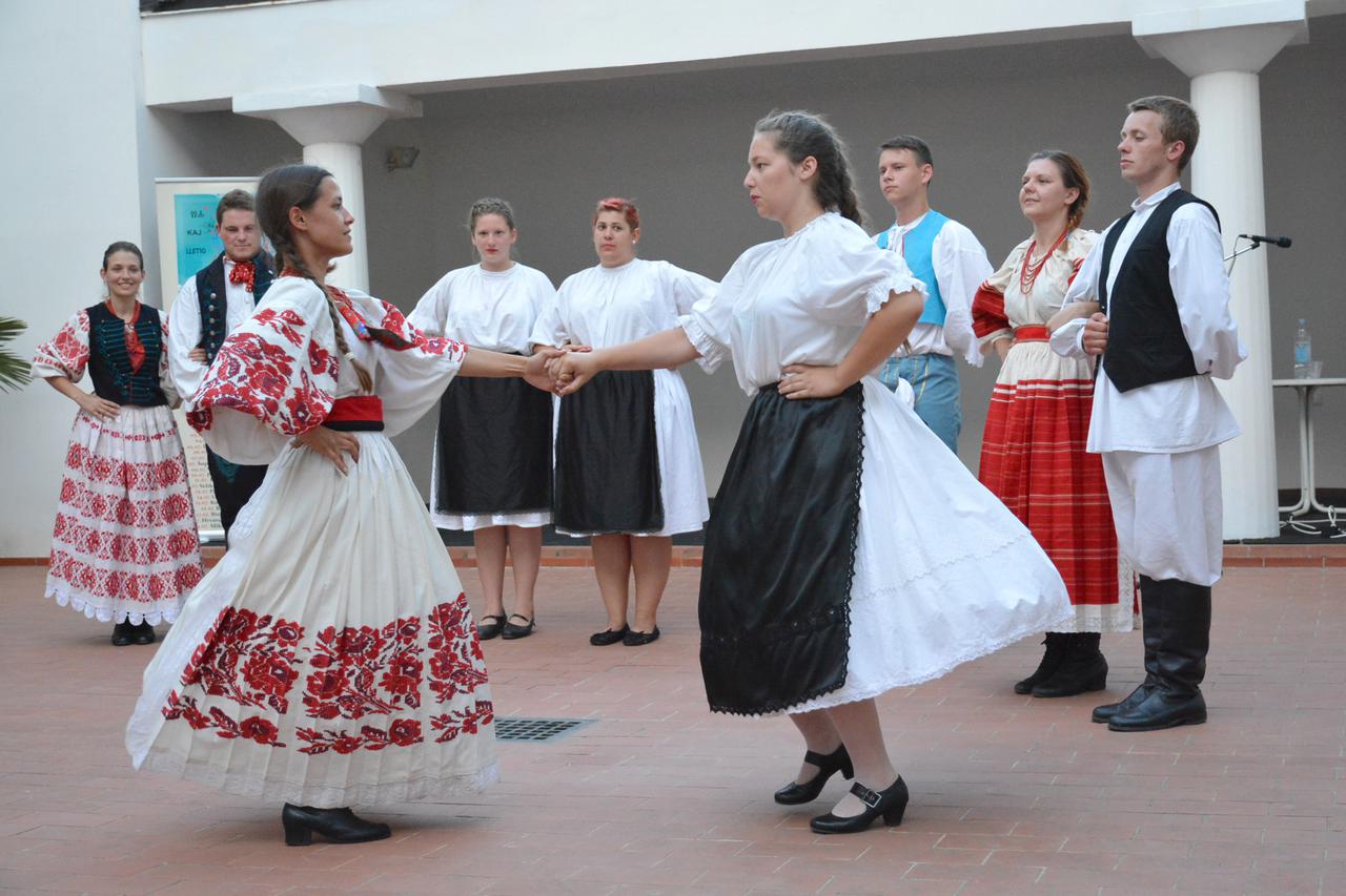 Bjelovar: Gradiš?anski Hrvati predstavili svoj folklor