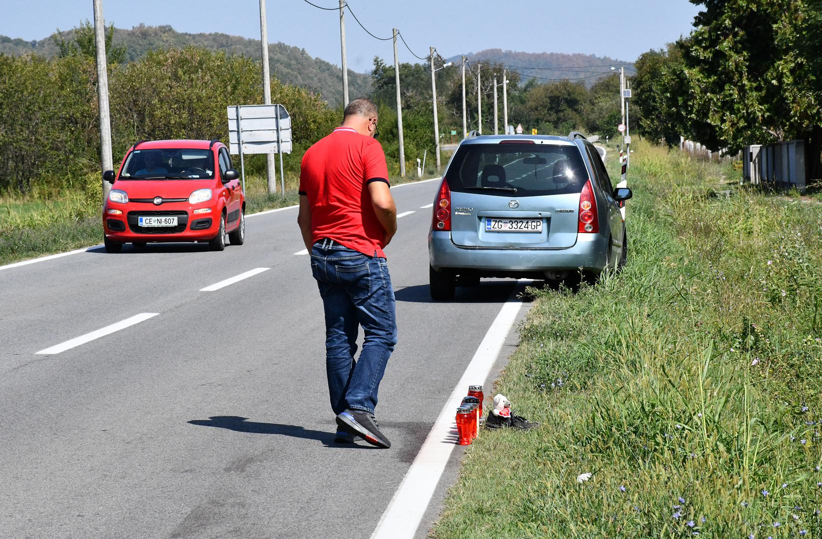 24.08.2024.,  Cage - Mjesto gdje je u petak navecer poginuo dječak (13) koji se vozio biciklom,. Na njega je automobilom naletio alkoholizirani vozac koji se udaljio s mjesta nesrece. Photo: Ivica Galovic/PIXSELL