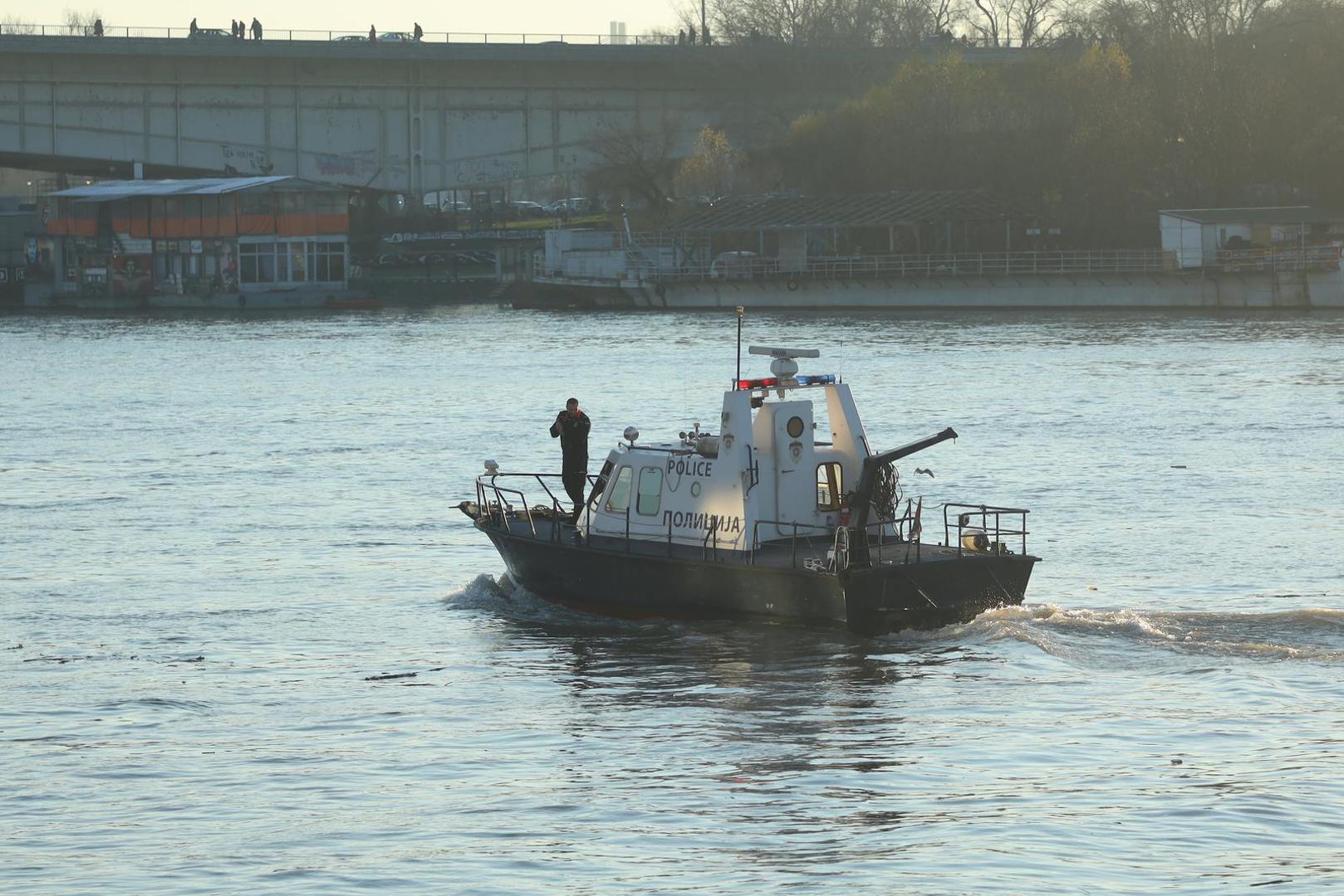 02, January, 2022, Belgrade - Gothic Club in Beton Hall from which a young man from Spilt disappeared on New Year's Eve. Police boat. Photo: Mateja Stanisavljevic/ATAImages

02, januar, 2022, Beograd  - Klub Gotik u Beton hali iz koga je u novogodisnjoj noci nestao mladic iz Spilta. Photo: Mateja Stanisavljevic/ATAImages Photo: Mateja Stanisavljevic/ATAImages/PIXSELL