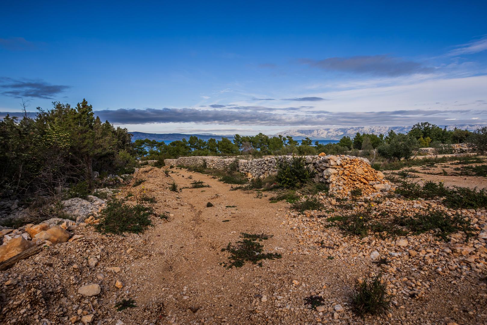 11.12.2023., Zastrazisce Otok Hvar, Bespravno sagradjena Vila Frane Barbarica bivseg sefa HEP-a. Photo: Zvonimir Barisin/PIXSELL