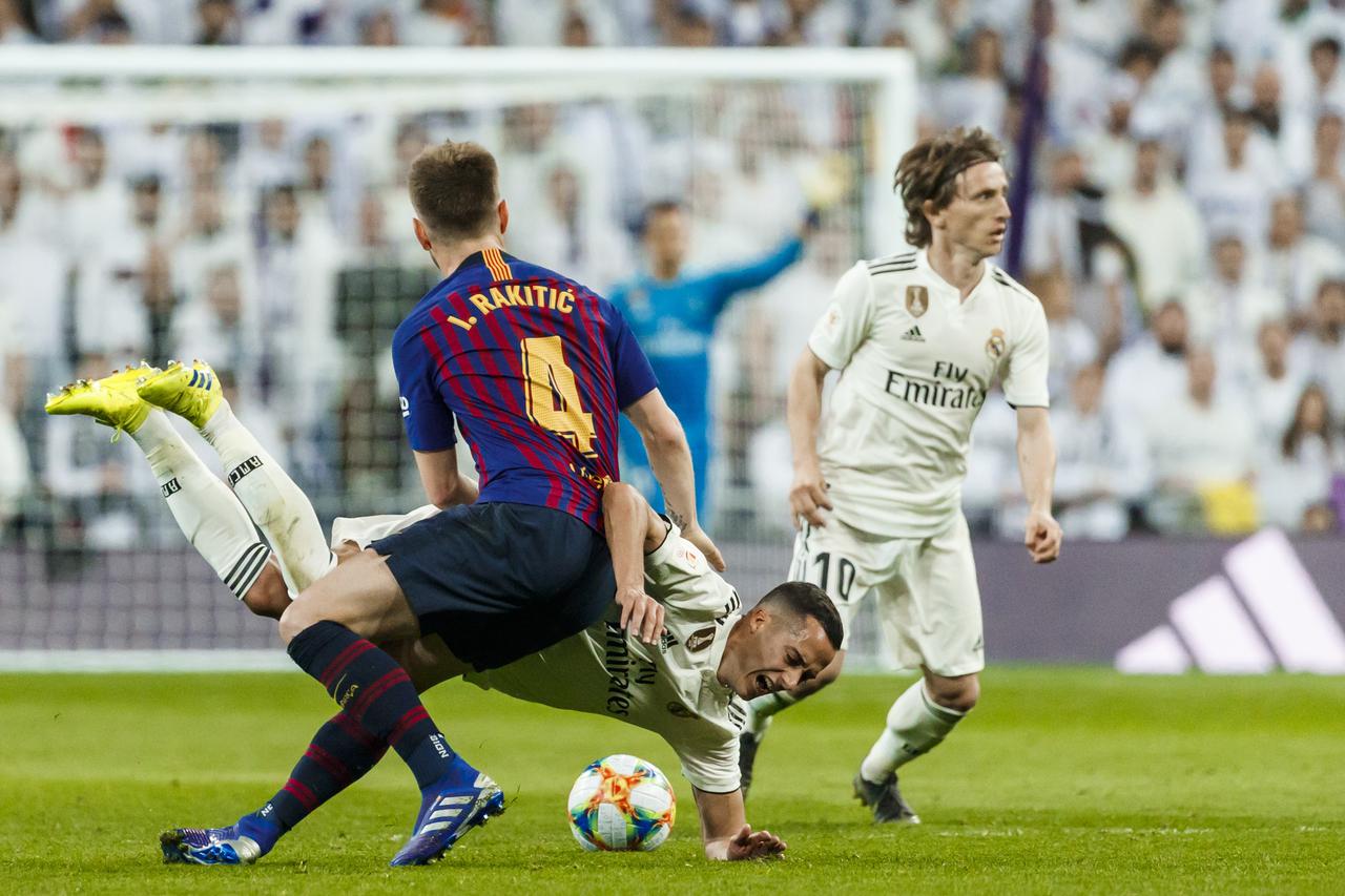 REAL MADRID-BARCELONA 18-19