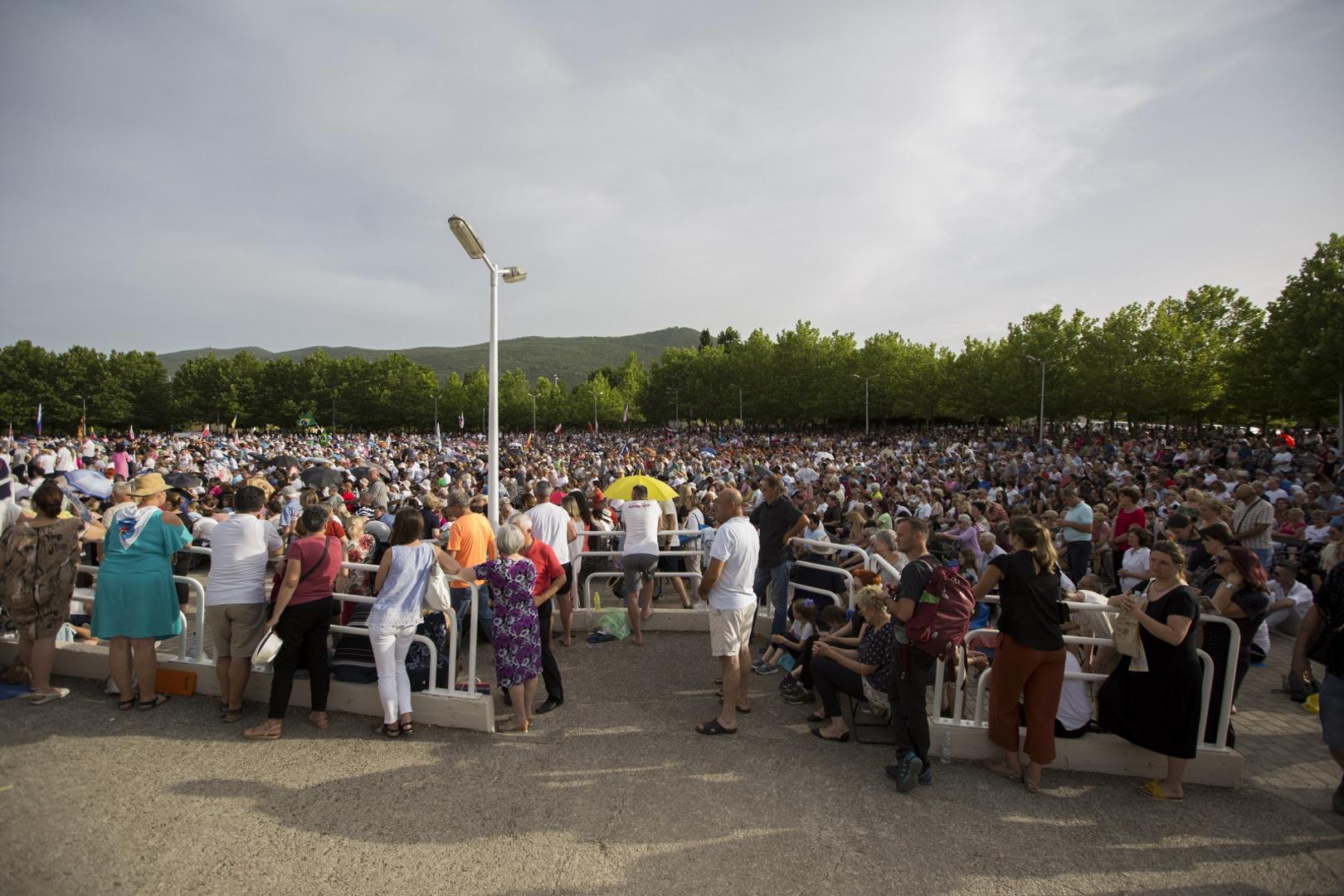 25.06.2021., Medjugorje, Bosna i Hercegovina - Deseci tisuca ljudi na svetoj misi povodom 40 godina od ukazanja. Photo: Denis Kapetanovic/PIXSELL