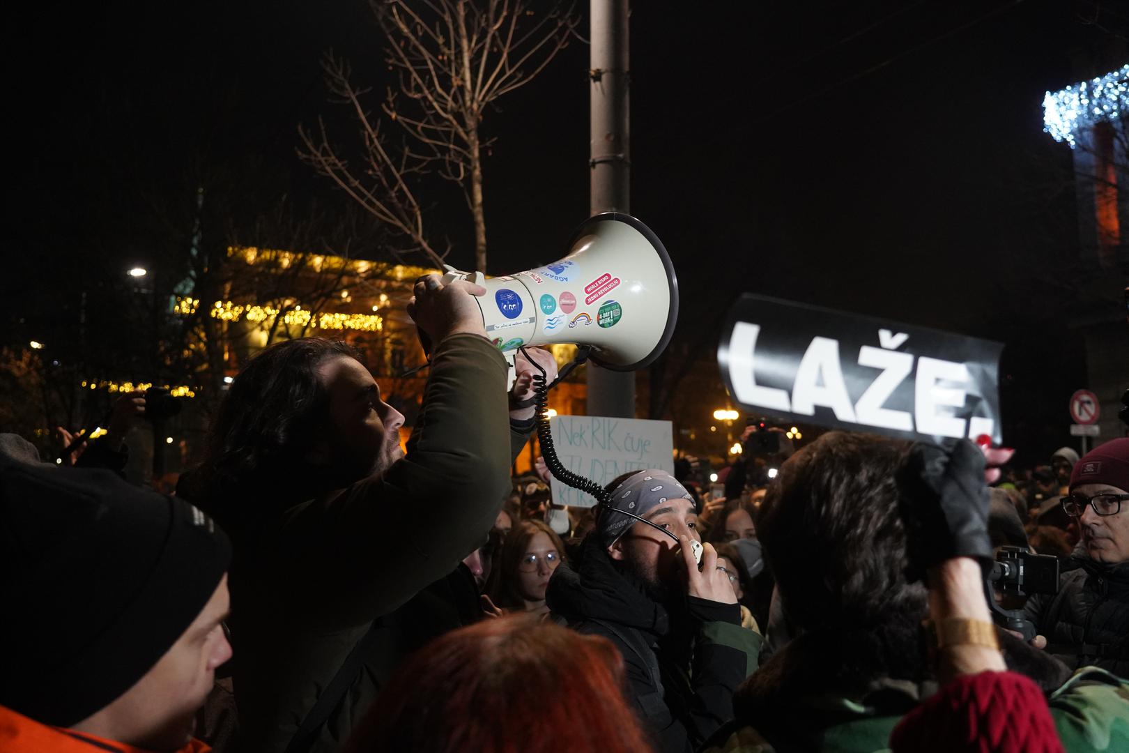 20, December, 2023, Belgrade - In front of the seat of the Republican Electoral Commission, a protest organized by the coalition "Serbia against violence" is in progress due to the "stealing of the citizens' electoral will". Photo: Antonio Ahel/ATAImages

20, decembar, 2023, Beograd -  Ispred sedista Republicke izborne komisije u toku je trci protest koji je organizovala koalicija "Srbija protiv nasilja" zbog "kradje izborne volje gradjana". Photo: Antonio Ahel/ATAImages Photo: Antonio Ahel/ata  images/PIXSELL