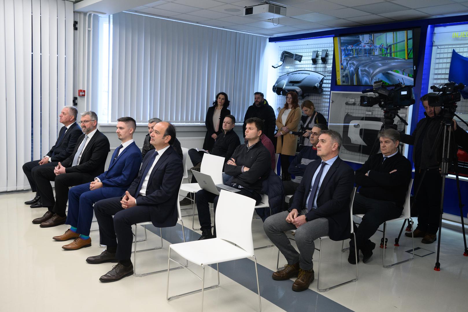 09.02.2023., Zagreb - U prostoru tvrtke AD Plastik, Jankomir 5 odrzano je svecano urucenje Ford Q1 certifikata zagrebackoj tvornici AD Plastik grupe. Ford Q1 certifikat smatra se pokazateljem izuzetne kvalitete u automobilskoj industriji diljem svijeta i dodjeljuje se dobavljacima koji su postigli izvrsnost prema različitim kriterijima.
 Photo: Davor Puklavec/PIXSELL